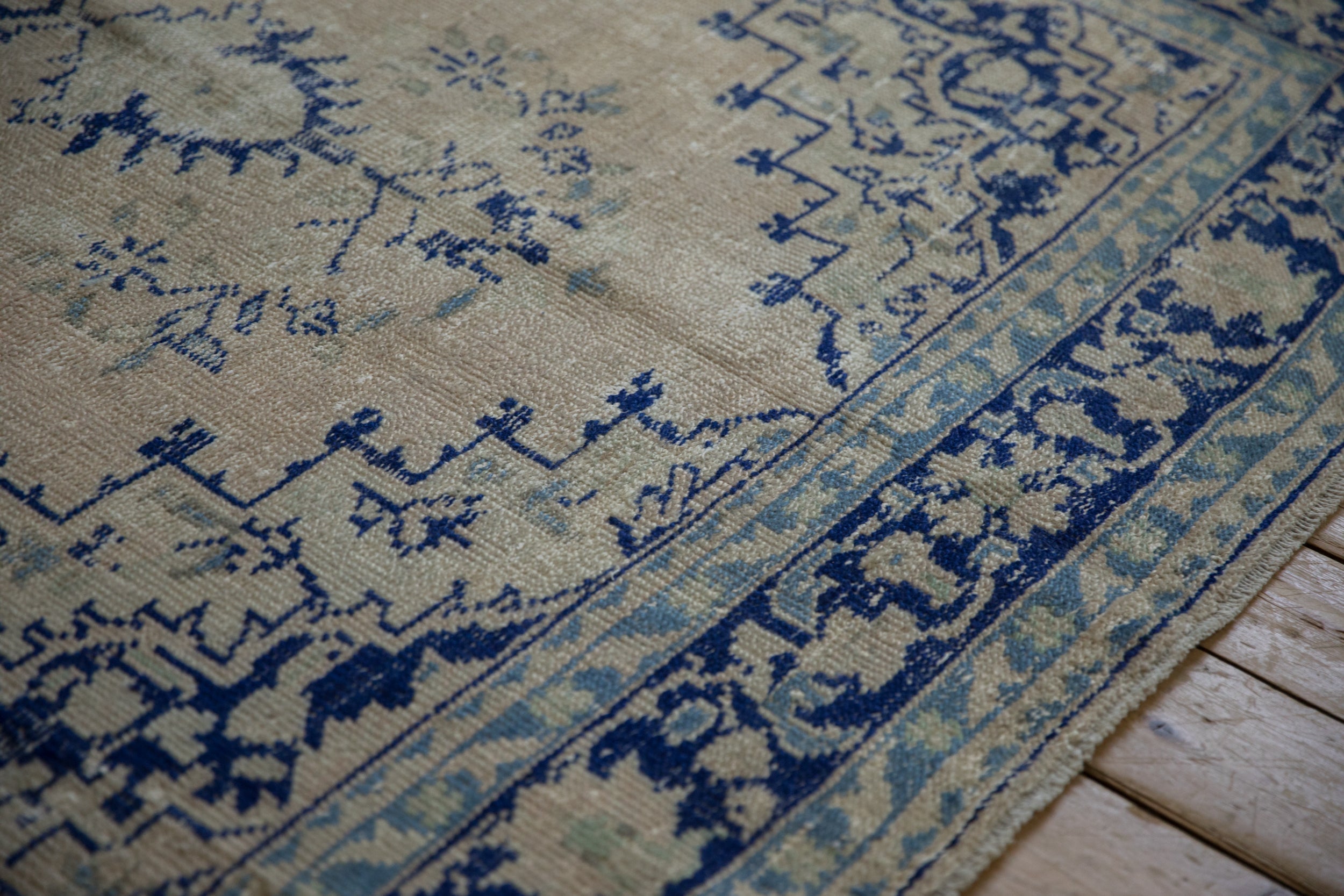 Vintage Turkish Oushak Rug — 1960s | 6'7" x 9'5"