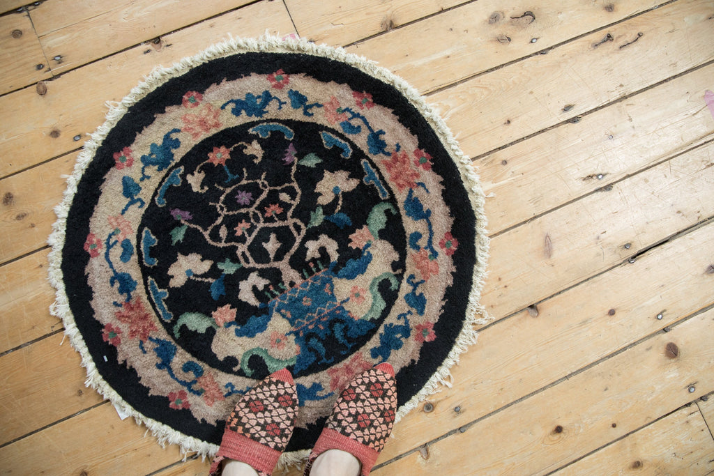 Antique Chinese Nichols Art Deco Round Rug Mat — 1930s | 2'4" × 2'5"