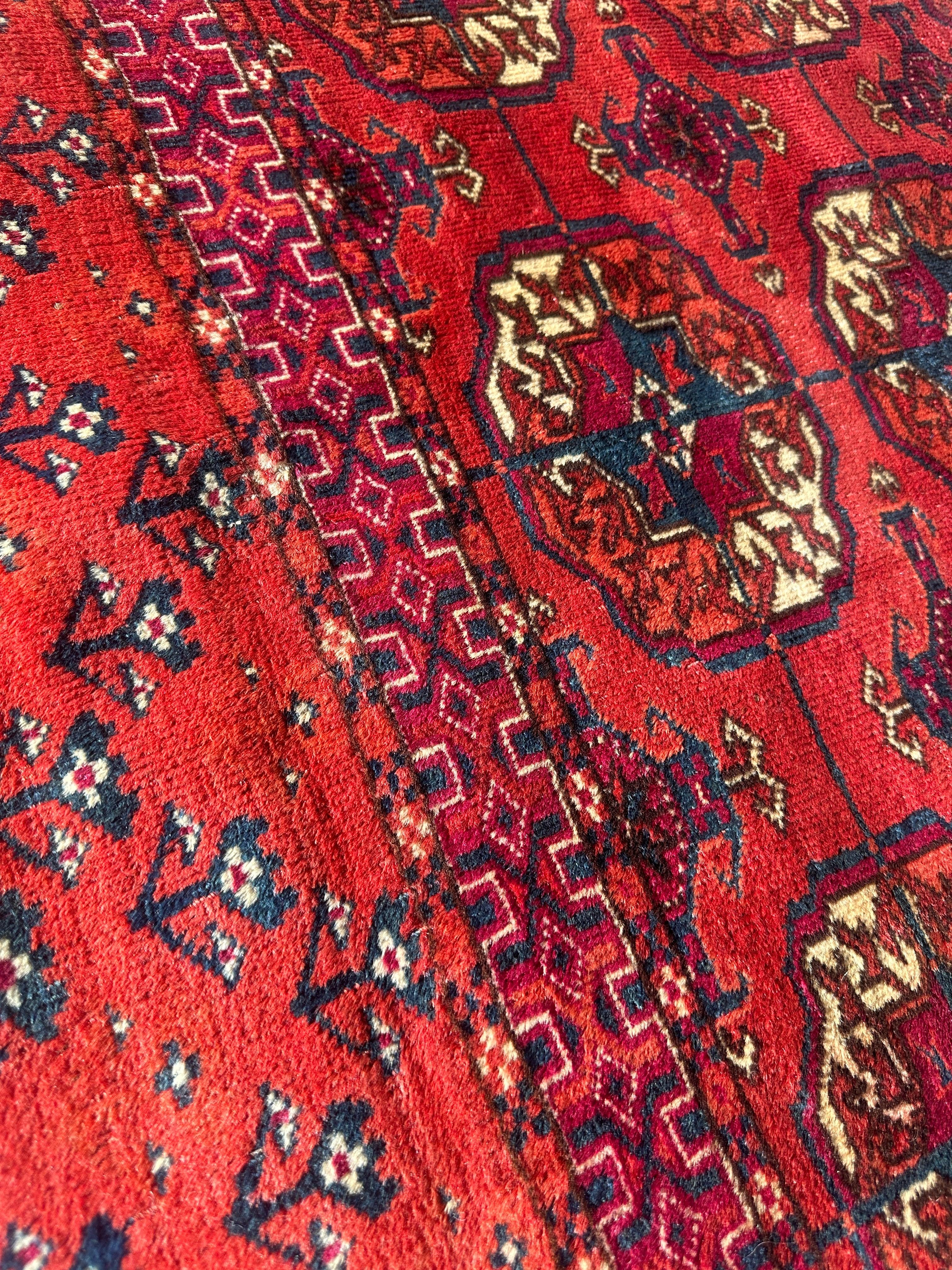 Antique Tekke Turkmen Wedding Rug — 1920s | 3'4" x 4'1"