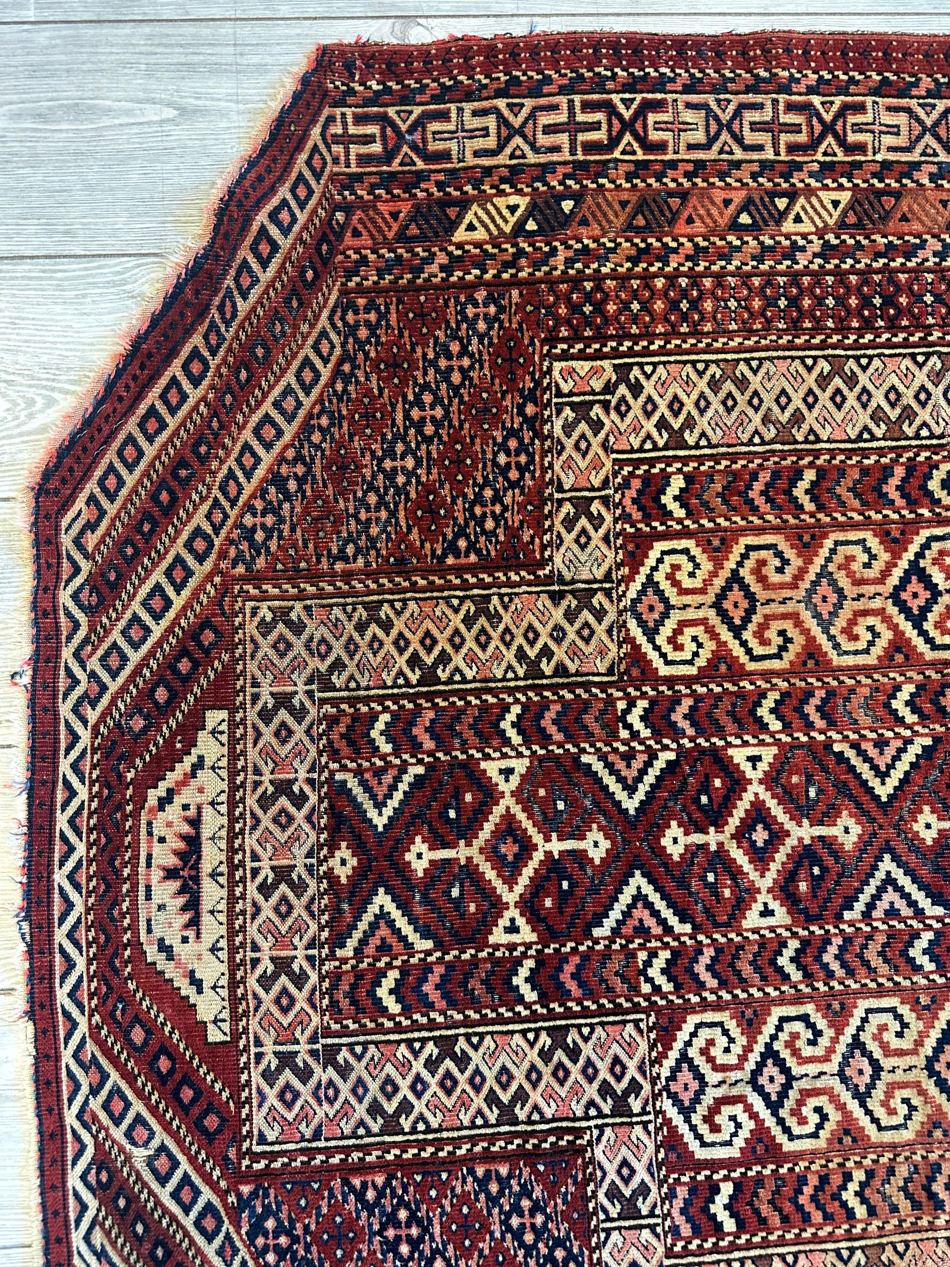 Antique Turkmen Prayer Rug (Namazlyk) — 1890s | 4' x 5'2"