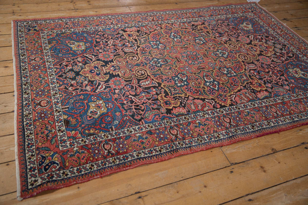 Vintage Persian Isfahan Rug — 1940s | 4'5" x 6'7"