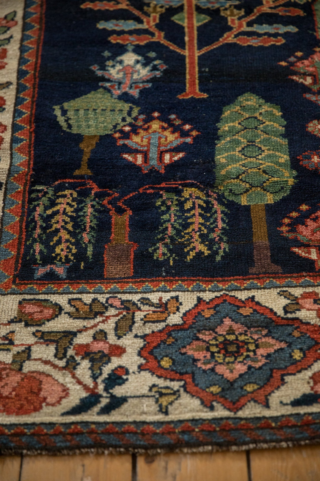 Vintage Persian Bakhtiari Rug Runner — 1930s | 5'6" x 12'10"