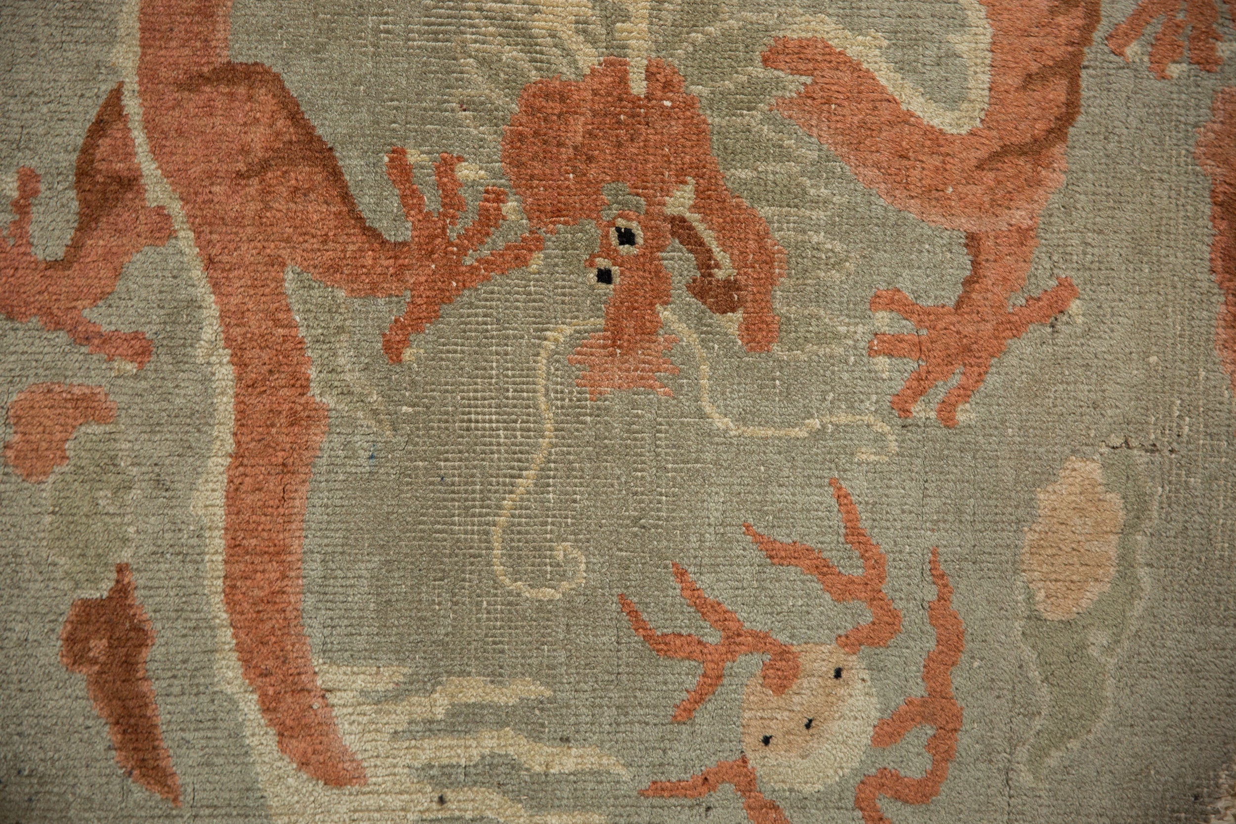 Antique Chinese Art Deco Round Rug Mat — 1920s | 2'5" × 2'7"