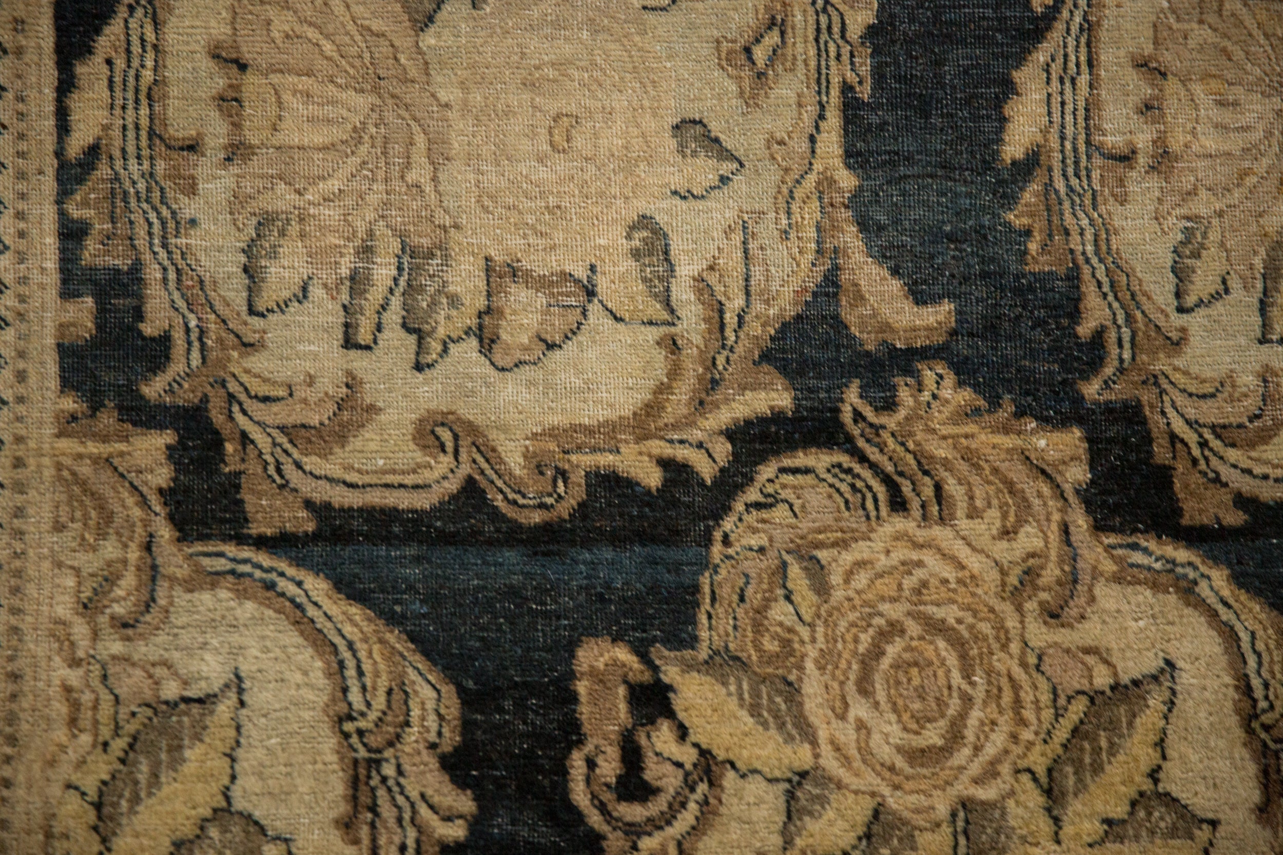 Antique Persian Tabriz Carpet — 1920s | 10'2" x 13'1"