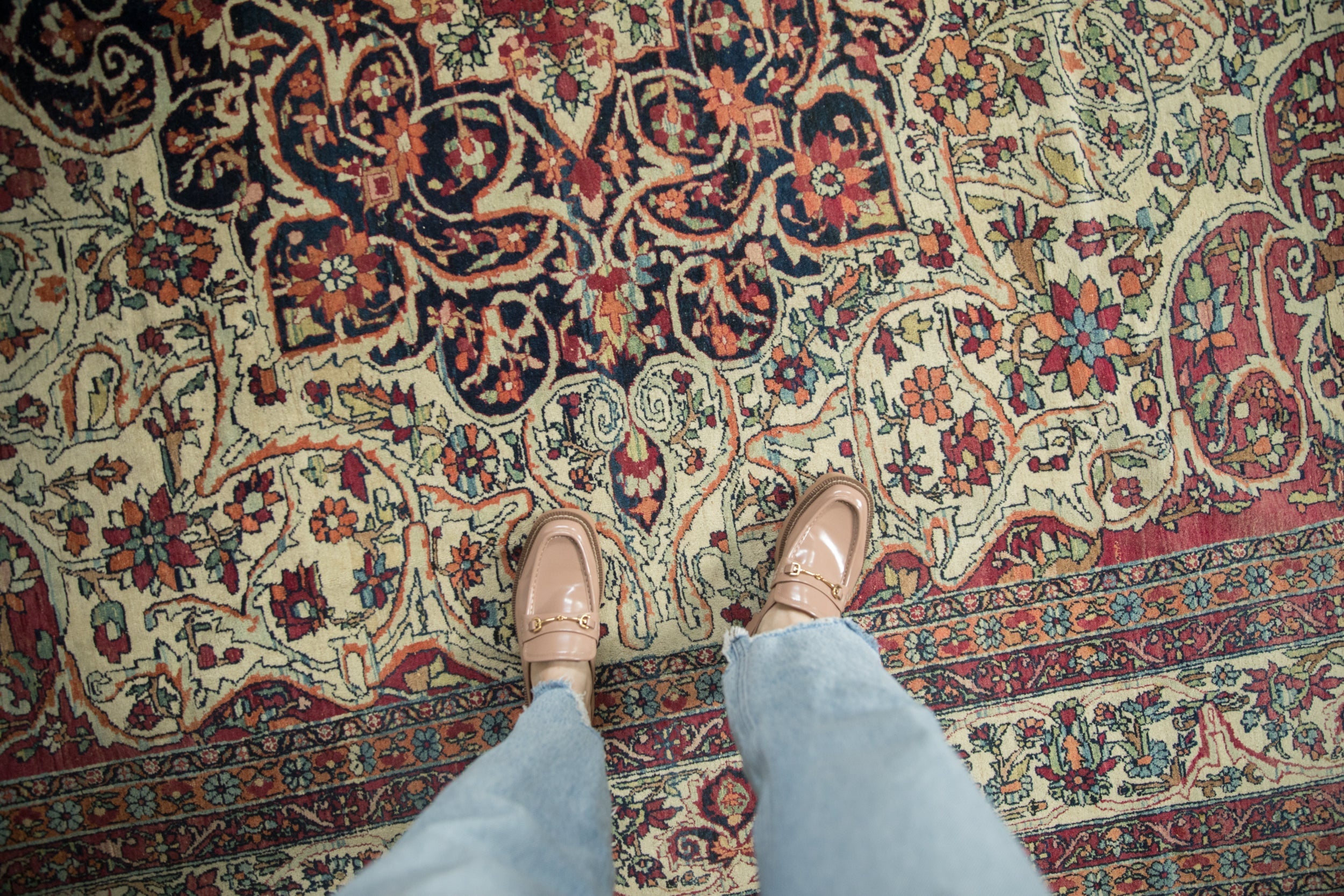 Antique Persian Kerman Carpet (1895–1910) – Hand-Knotted Wool 9x10