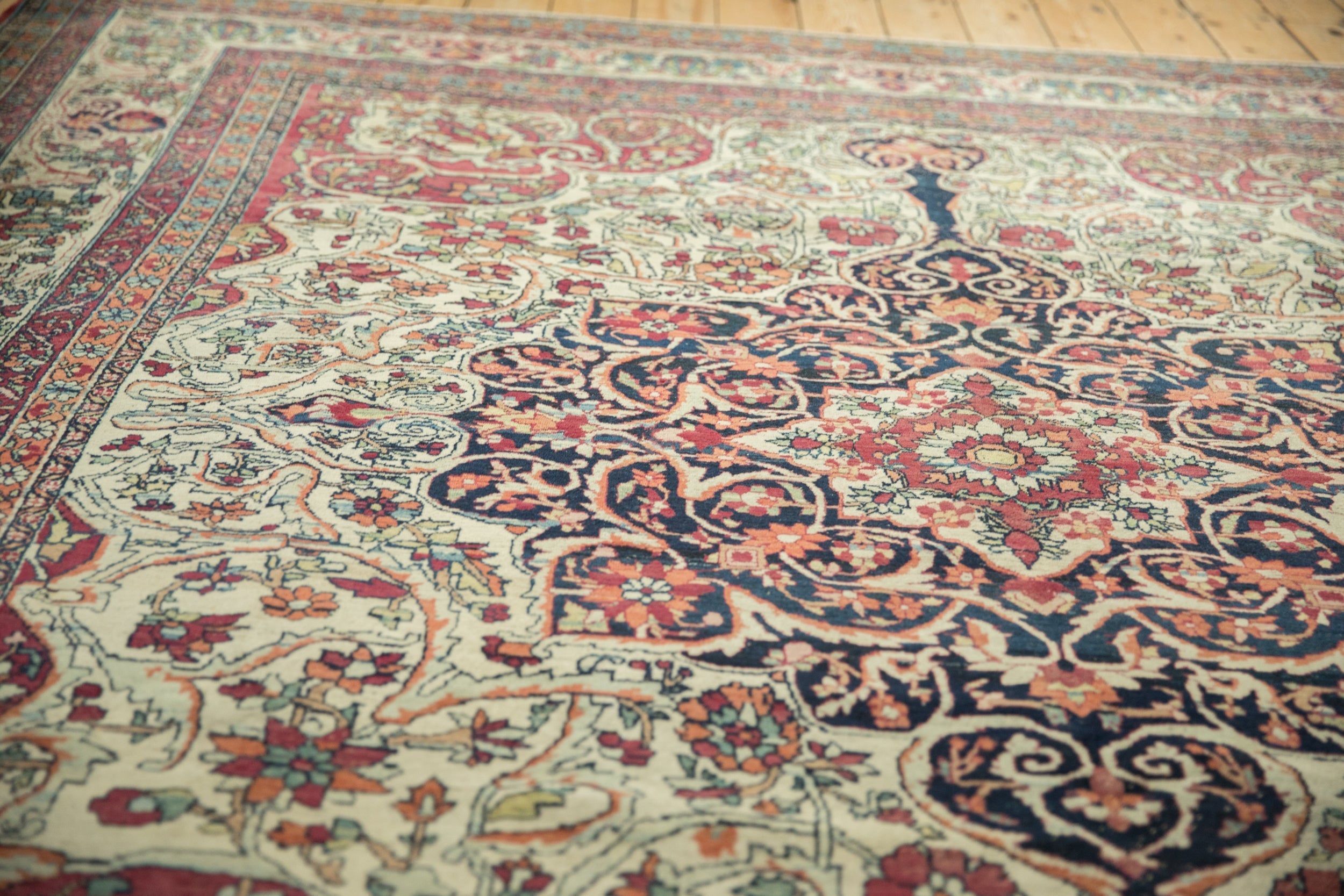 Antique Persian Kerman Carpet (1895–1910) – Hand-Knotted Wool 9x10