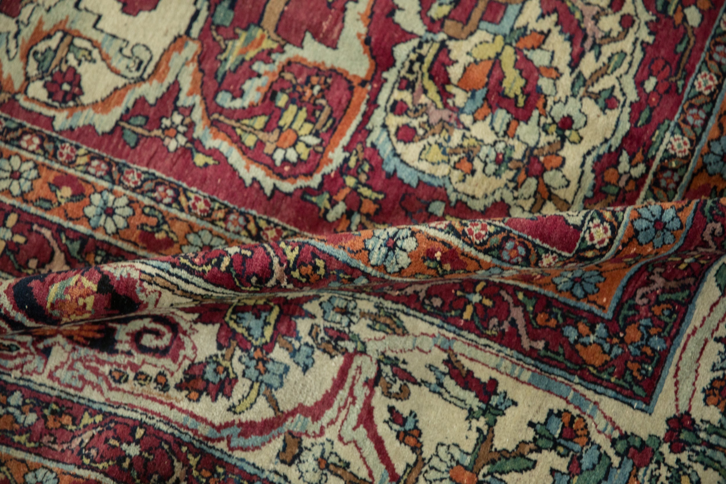 Antique Persian Kerman Carpet (1895–1910) – Hand-Knotted Wool 9x10