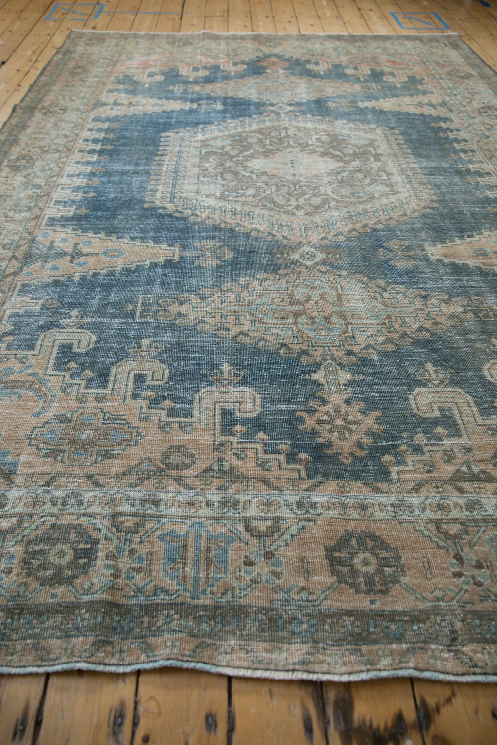 Vintage Persian Veece Carpet — 1950s | 7'7" × 10'11"