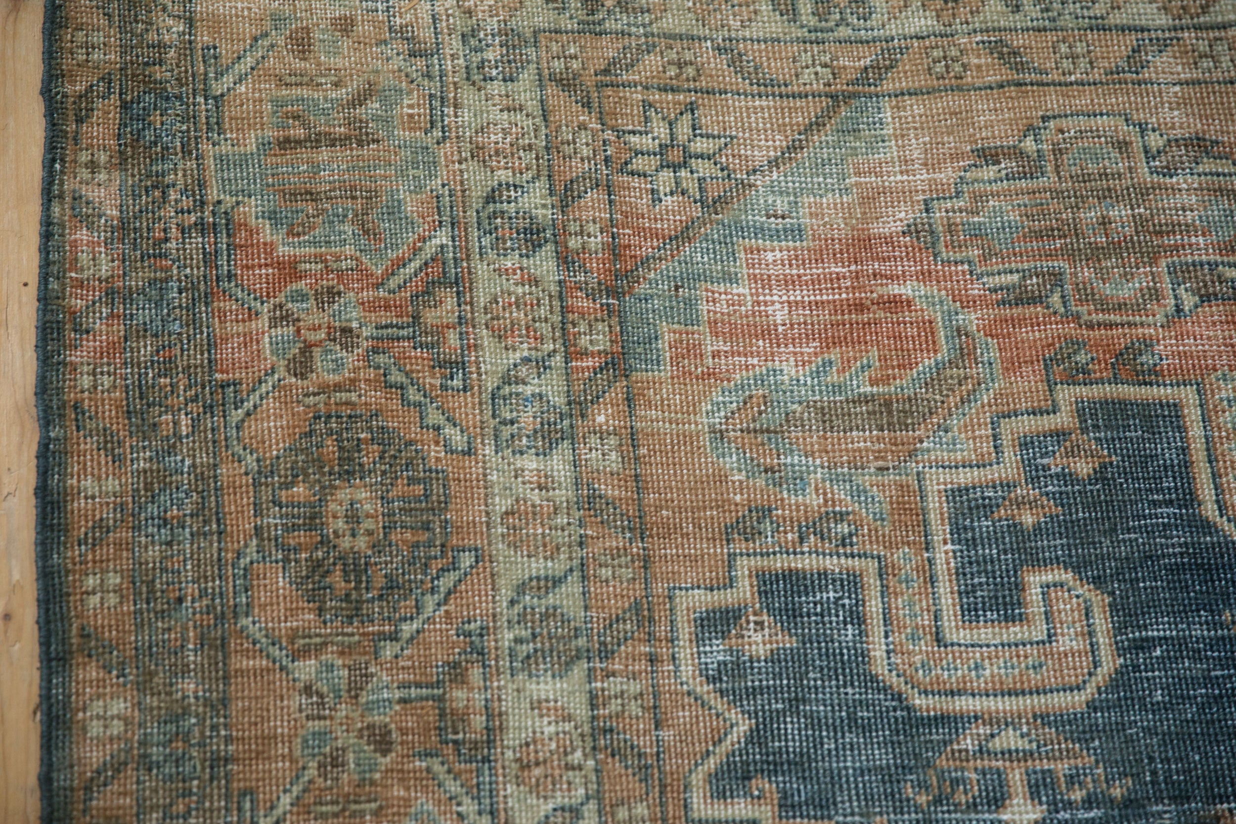 Vintage Persian Veece Carpet — 1950s | 7'7" × 10'11"