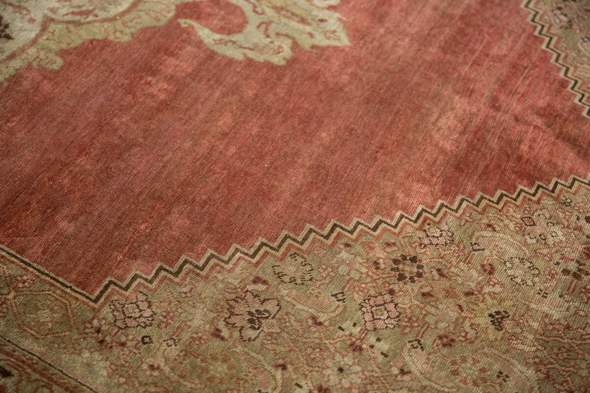 Antique Persian Bijar Carpet — 1920s | 7'5" x 11'7"