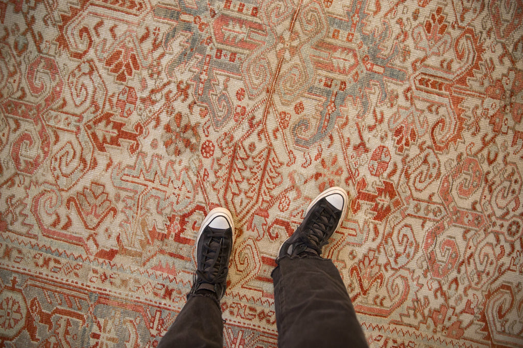 Vintage Persian Heriz Area Rug — 1950s | 7'11" × 9'6"