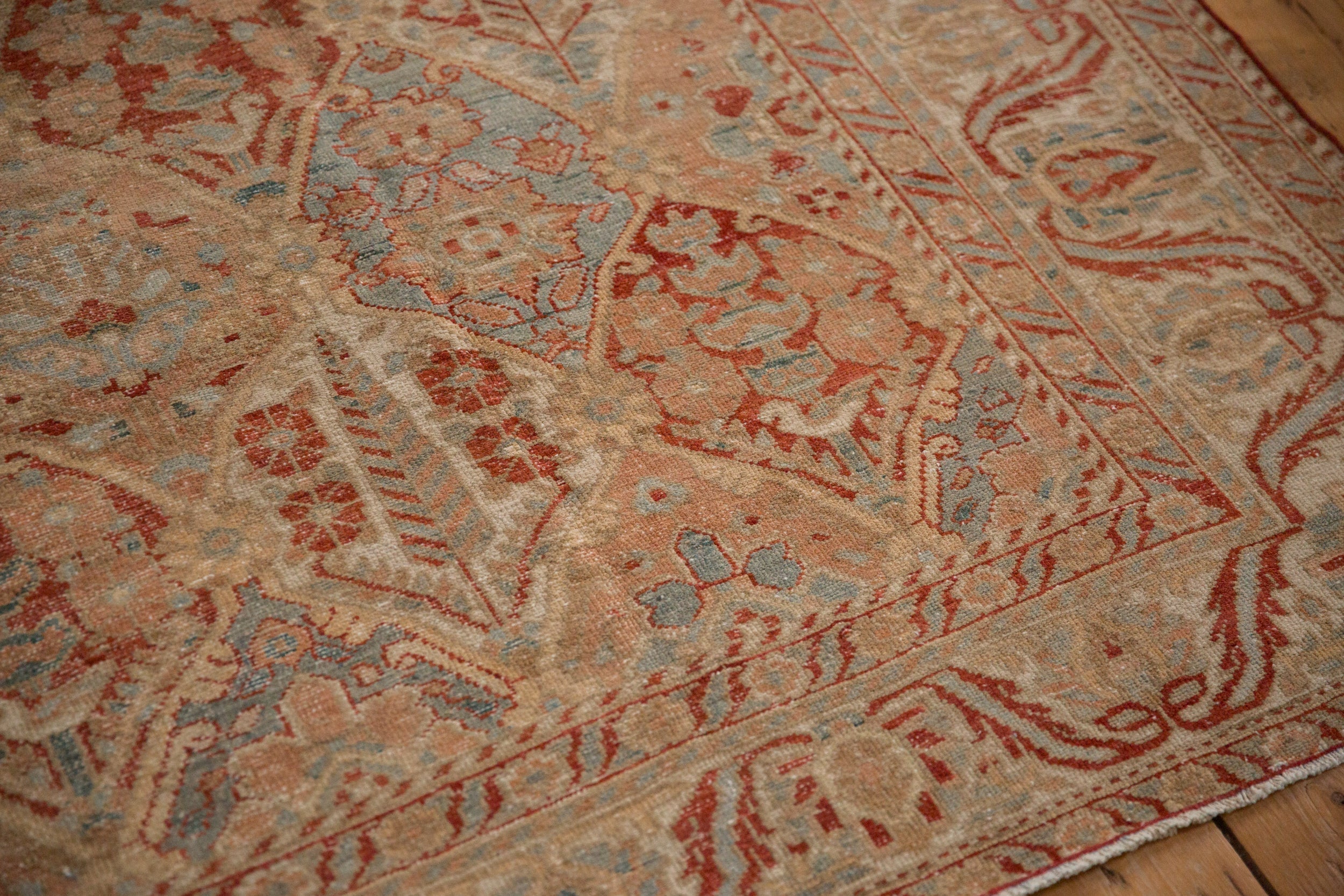 Vintage Persian Bakhtiari Carpet — 1950s | 6'10" x 10'1"