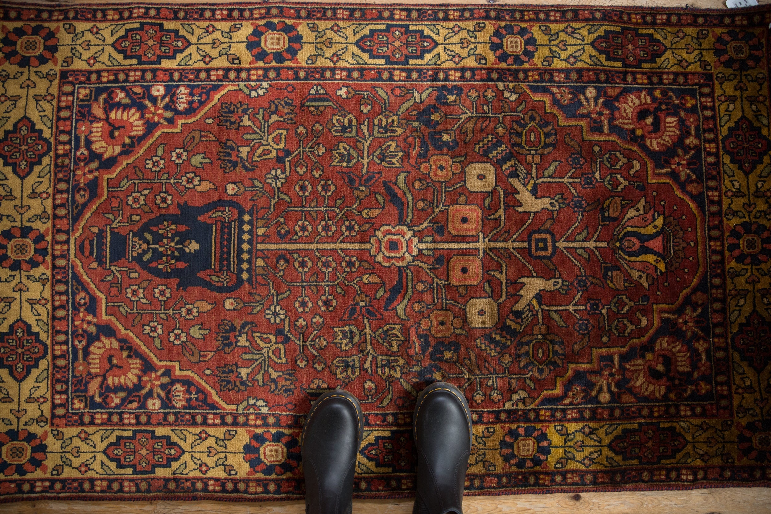 Vintage Indian Bakhtiari Design Carpet — 1980s | 3'1" x 5'3"