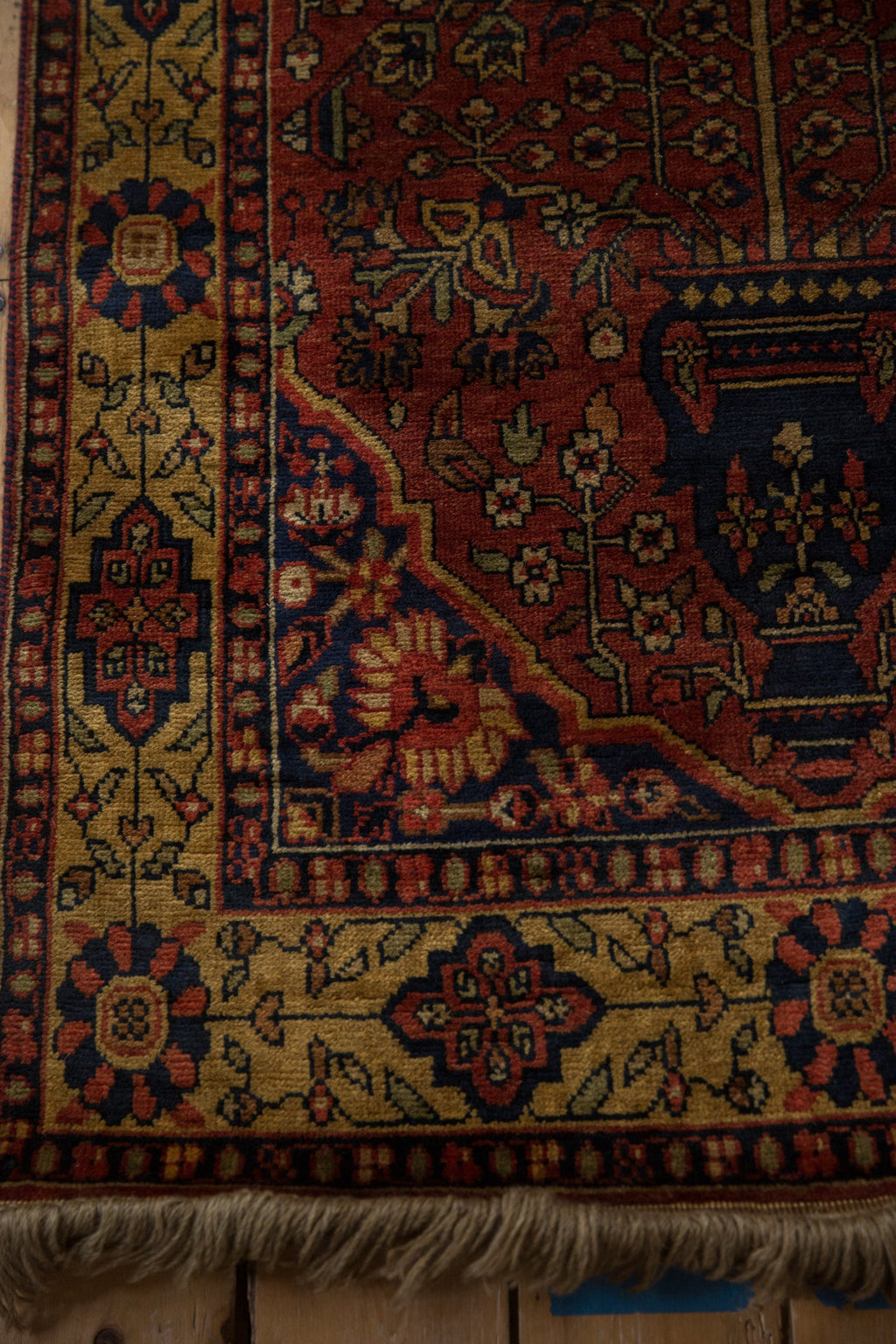 Vintage Indian Bakhtiari Design Carpet — 1980s | 3'1" x 5'3"