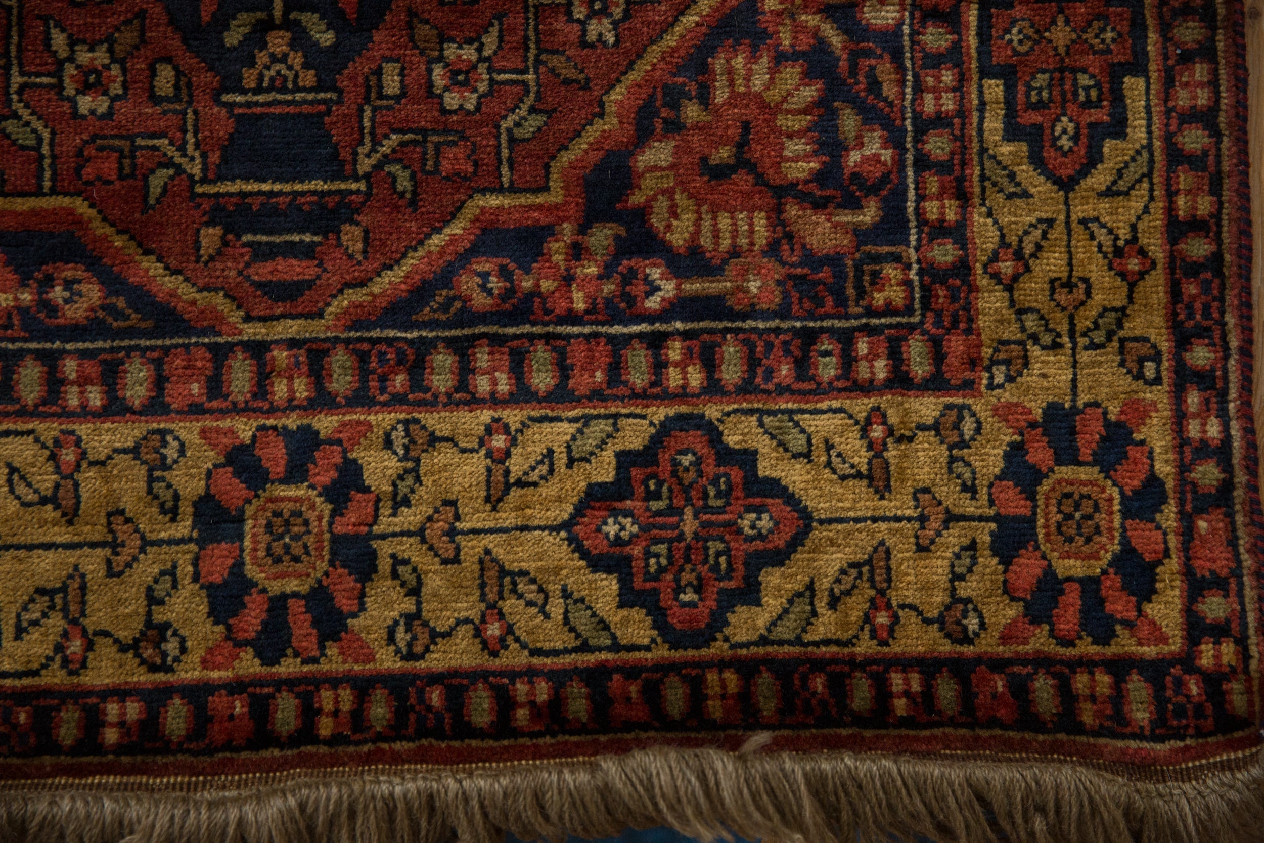 Vintage Indian Bakhtiari Design Carpet — 1980s | 3'1" x 5'3"