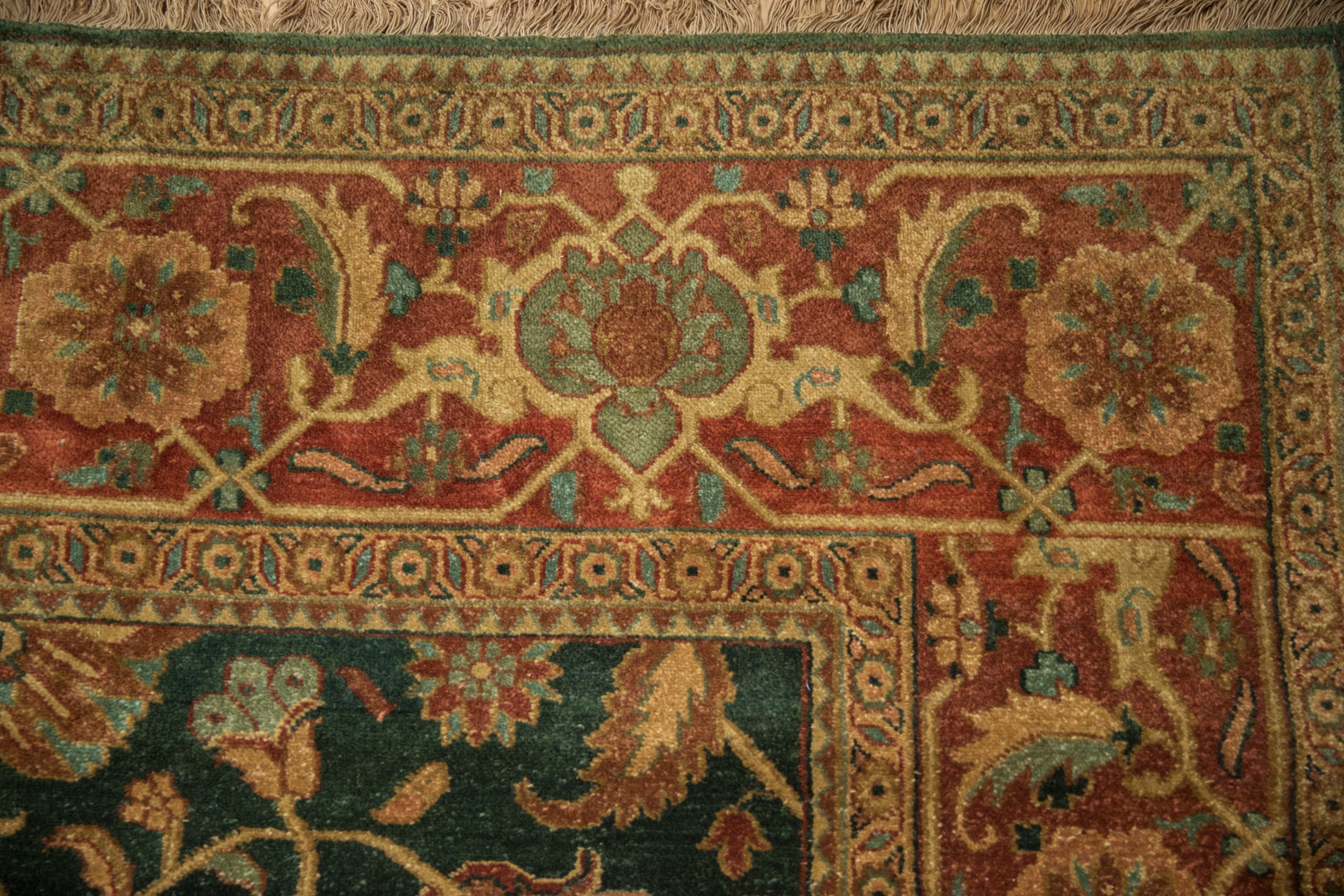 Vintage Indian Serapi Design Area Rug — 1990s | 9'2" × 11'8"